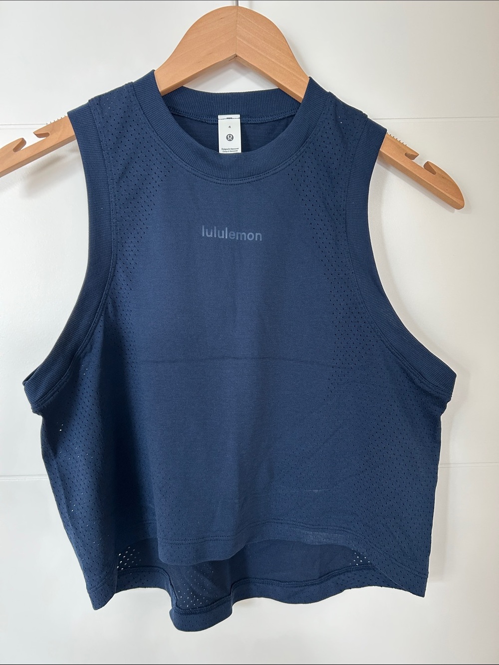 Lululemon Women's Navy Performance Muscle Tank